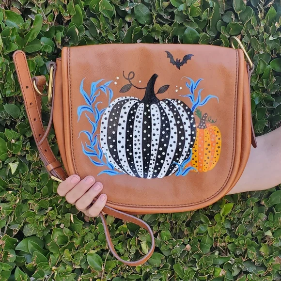 Hand Painted Leather FOSSIL Crossbody Bag - Picture 2 of 8